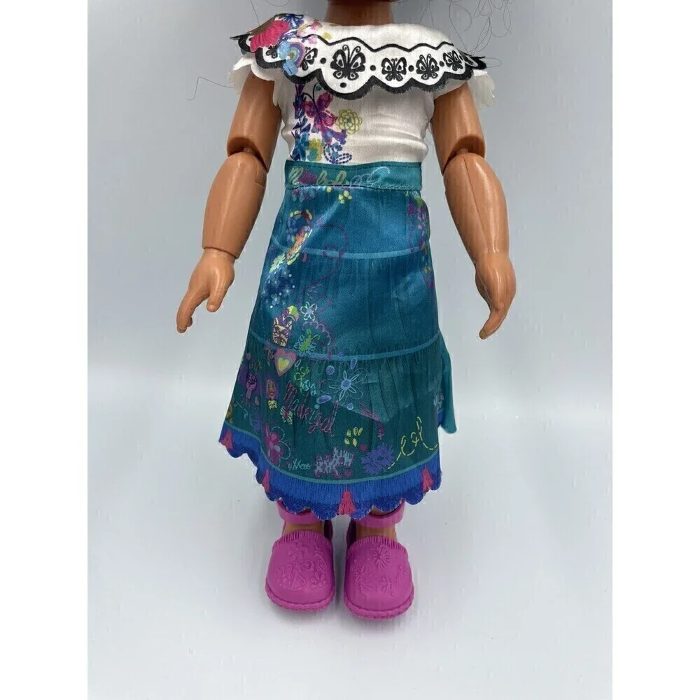 Disney ENCANTO YOUNG MIRABEL MADRIGAL DOLL  Talking Green Glasses 14